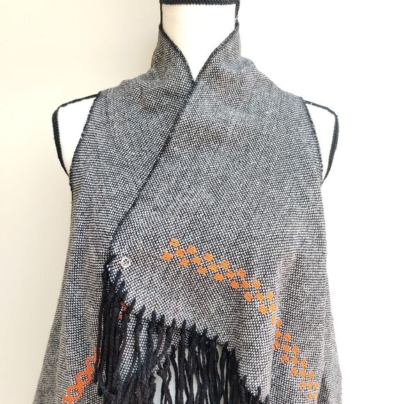 Summer Romero Convertible Fringe Vest/Shawl One Size Gray Black Embroidered - Picture 7 of 12